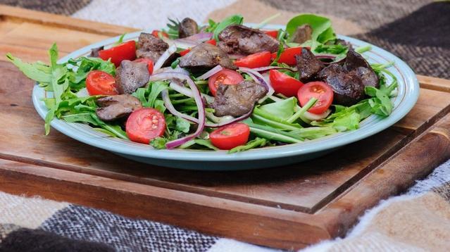 Toyuq Ciyər Salatı