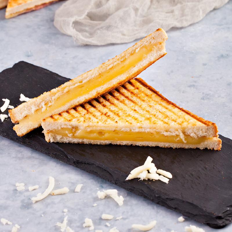 Kaşar Pendirli Tost 
