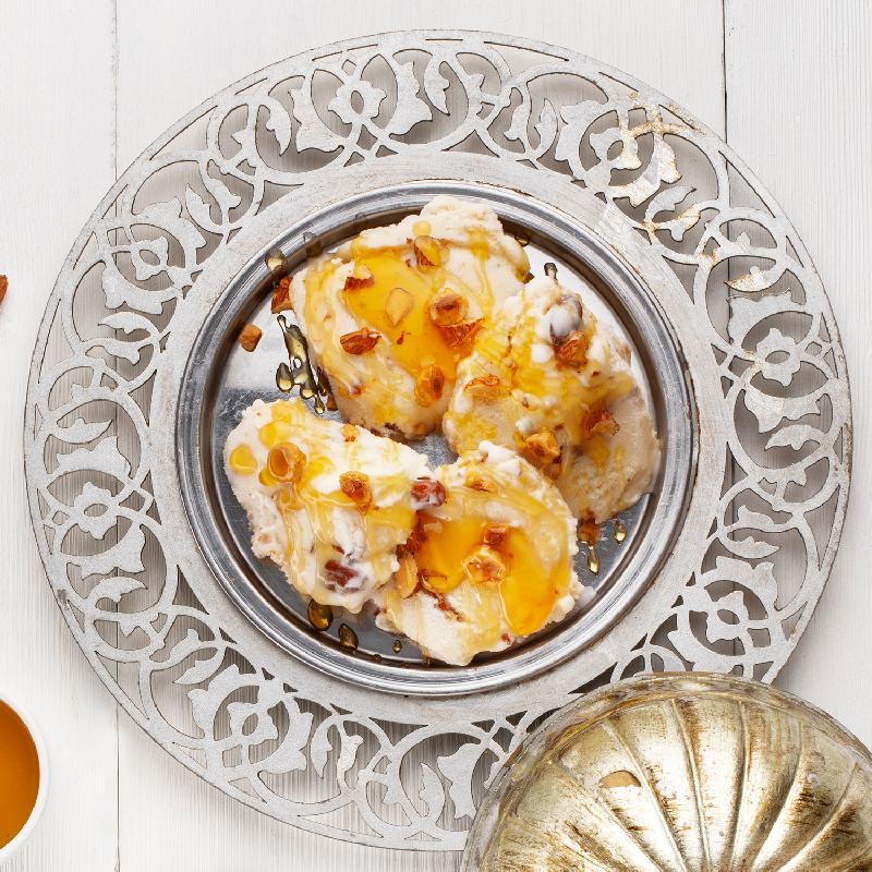 Ballı &amp.. Badamlı Dondurma 