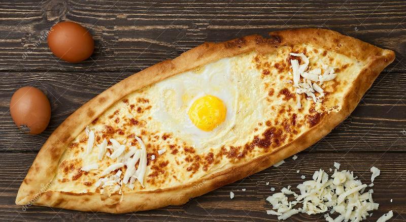 Pendirli və yumurtalı pide