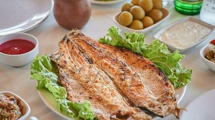 Ağ balıq kababı