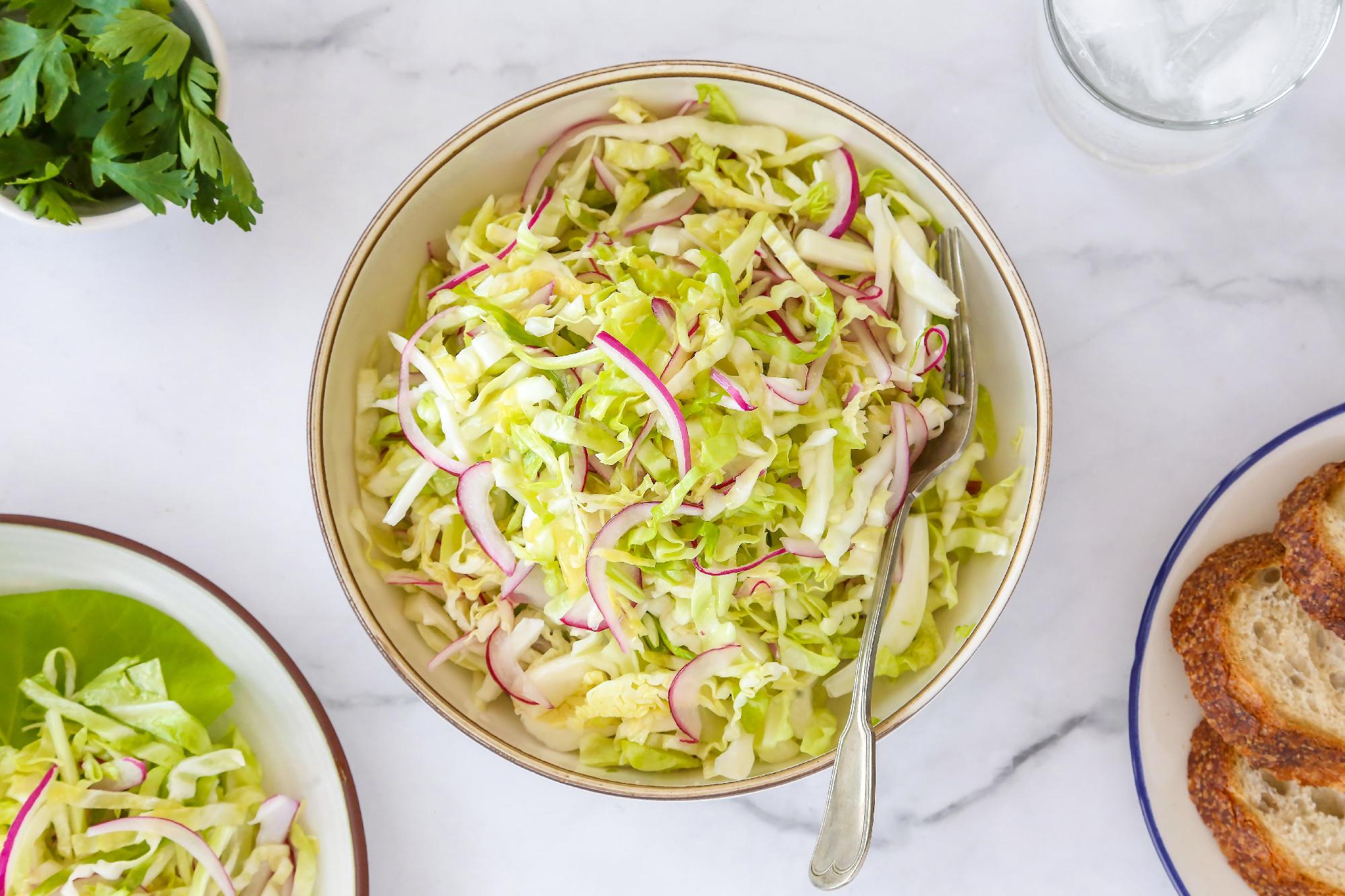 Coleslaw salatı