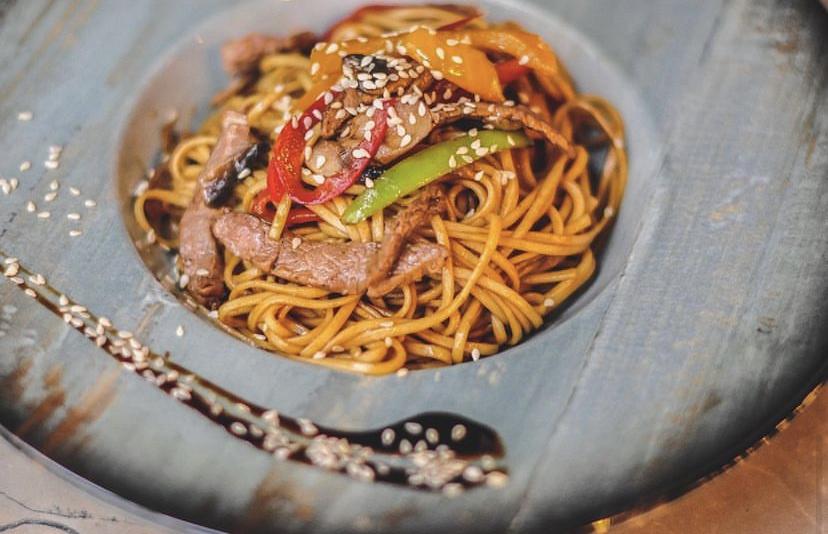 Toyuqlu Udon Əriştəsi
