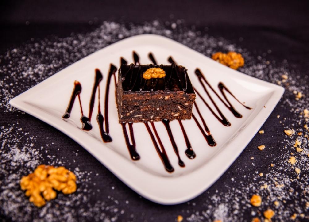 Brownie Cake