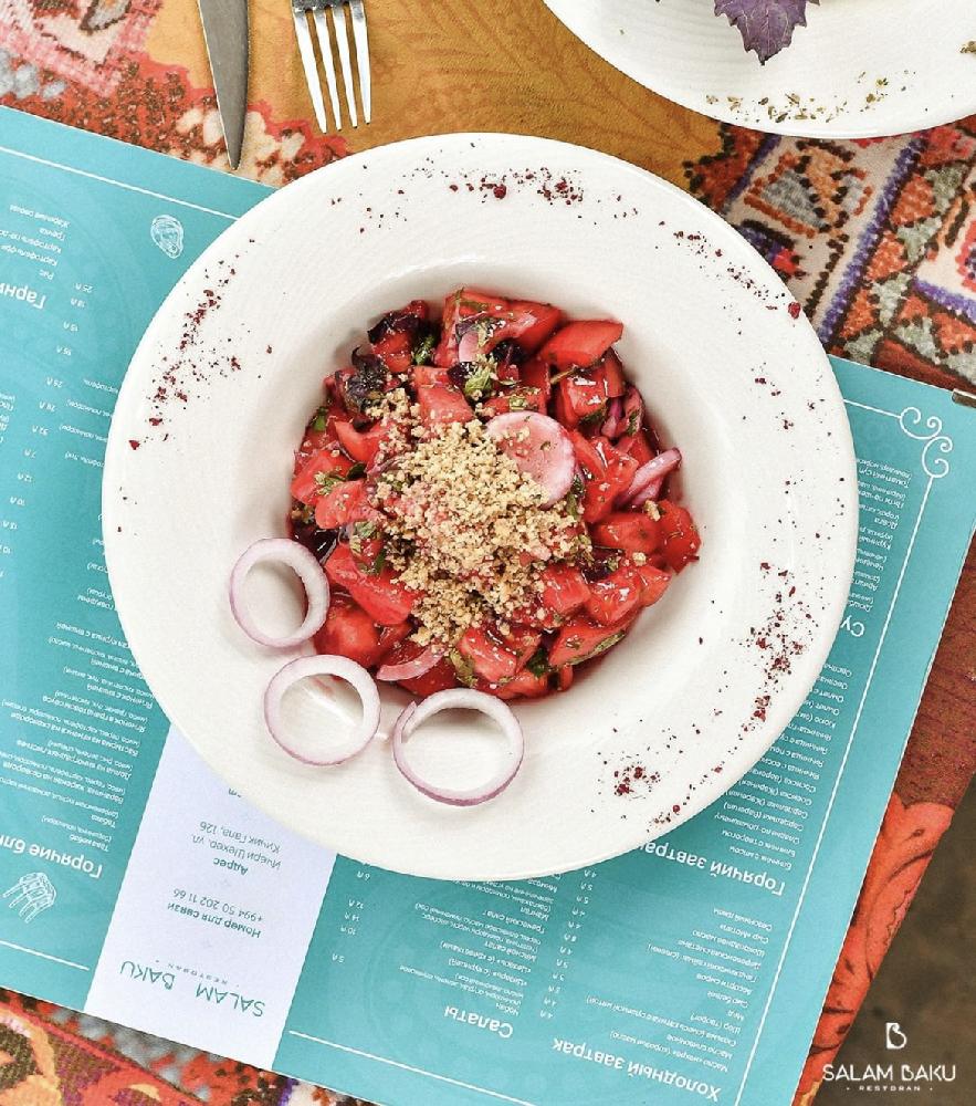 Zoğallı qovurdaq salatı