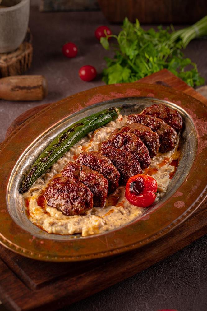 Beğendili köftə 
