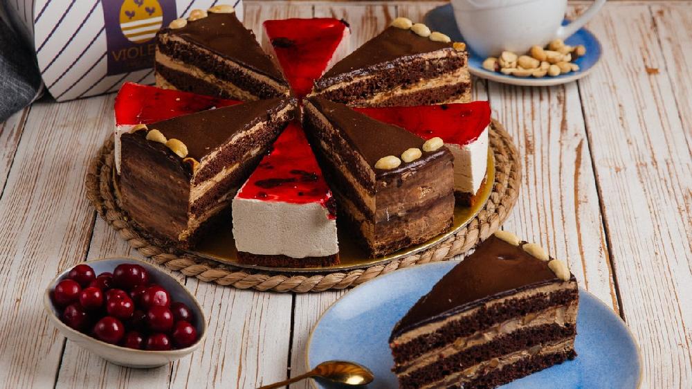 Assortment Cake 