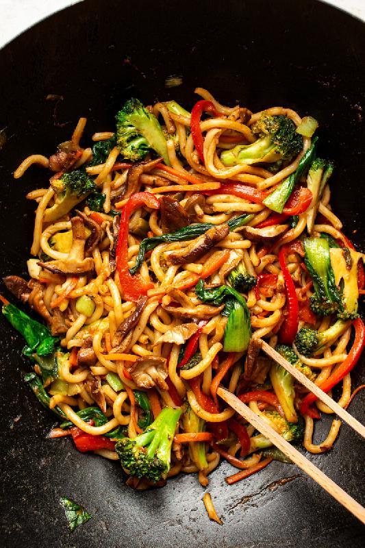 Noodles vegetables