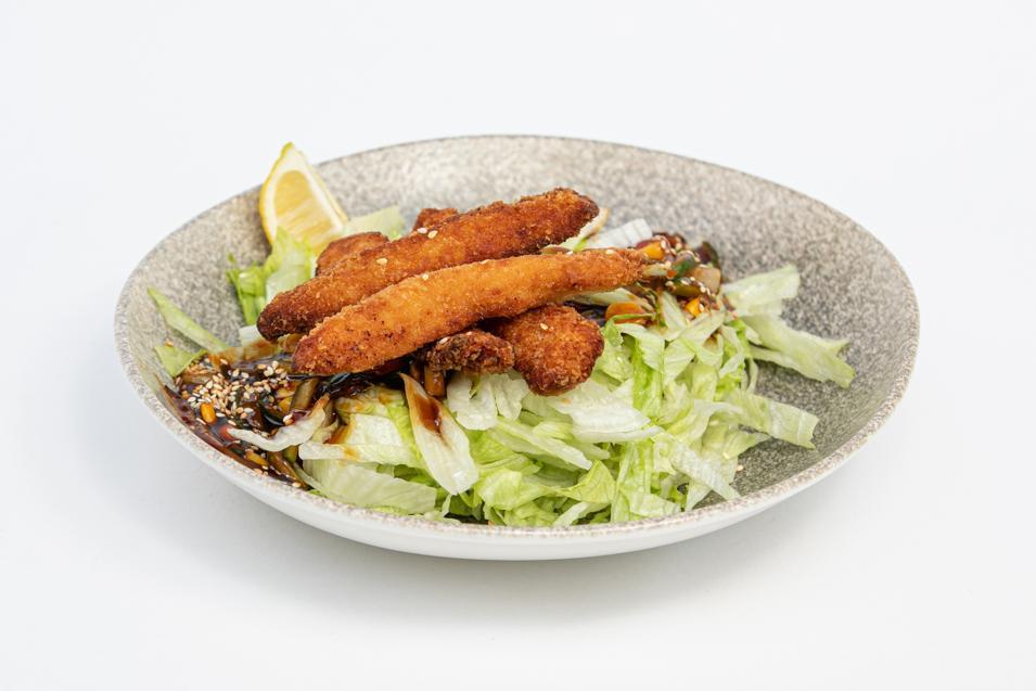 Asiya Toyuq Salatı