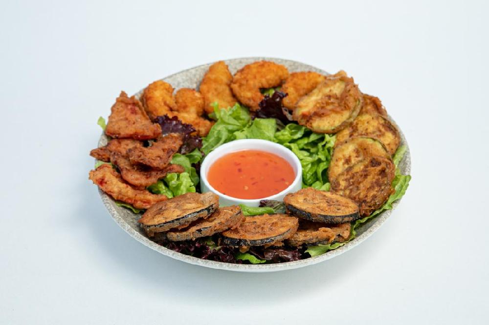 Krevetka və Tərəvəzlər Tempura İlə