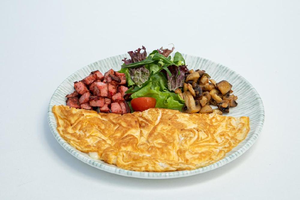 Vetçina &.. göbələkli omlet