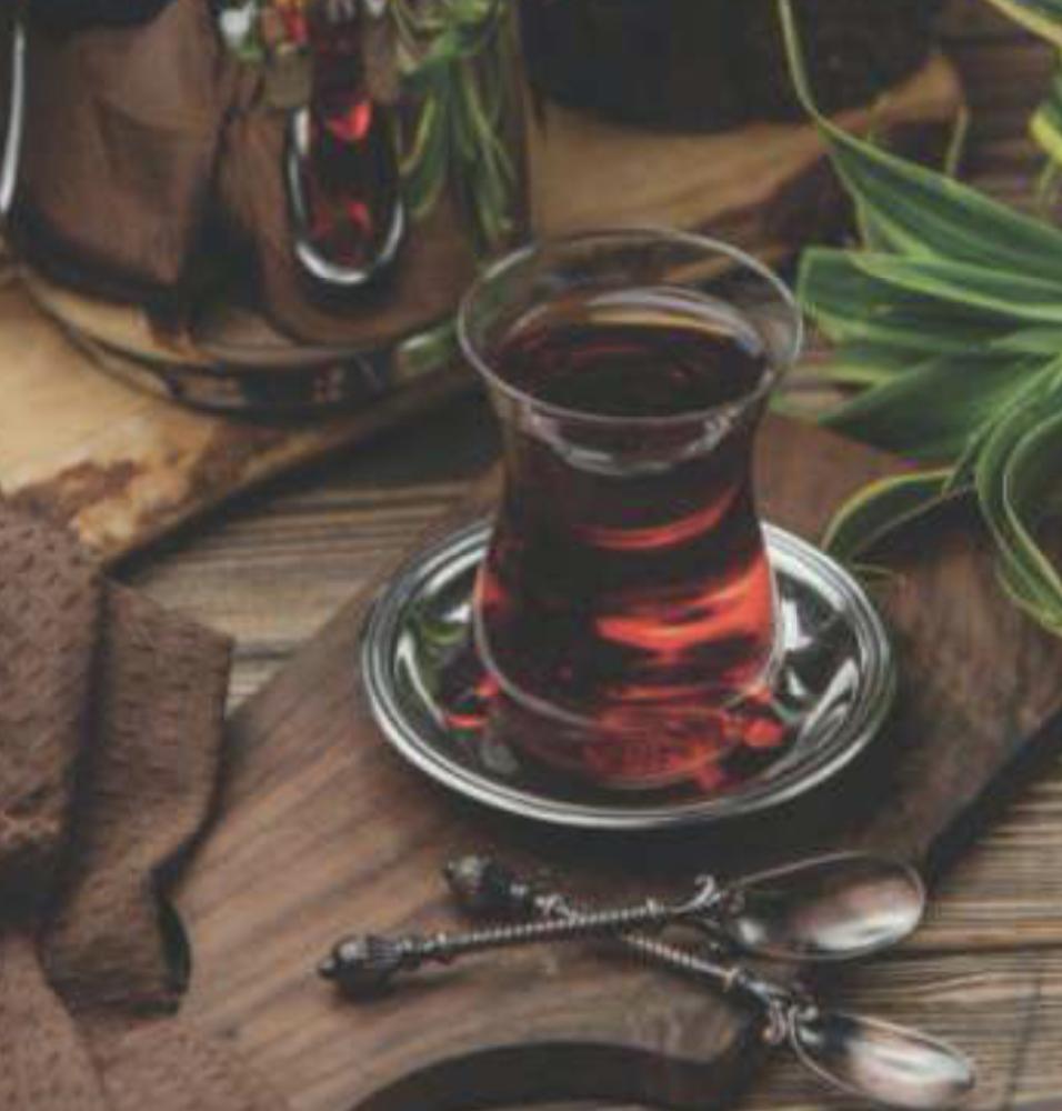 Stəkanda çay 