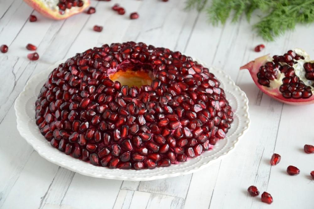 Nar salatı 