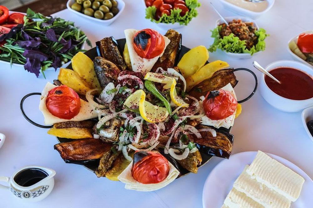 Nərə Balığı Sacda 