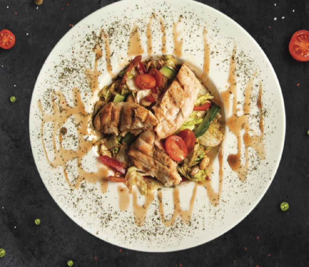 Toyuq Salatı Italiano