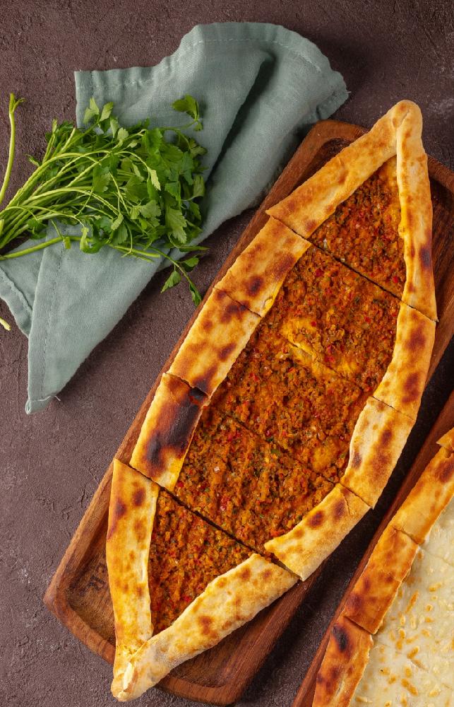 Qiyməli Pide 