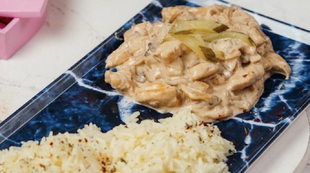 Chicken stroganoff