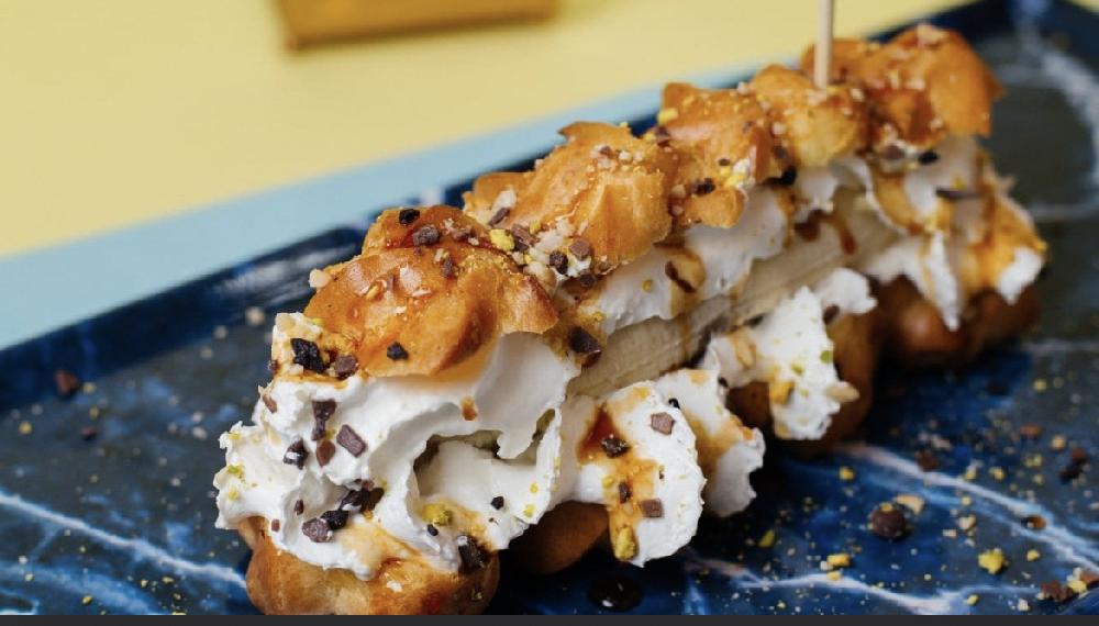 Banana Profiterole