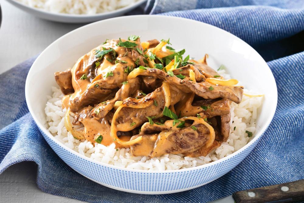 Beefstroqanoff + Düyü