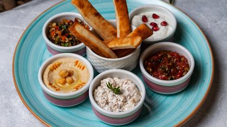 Set Məzə 