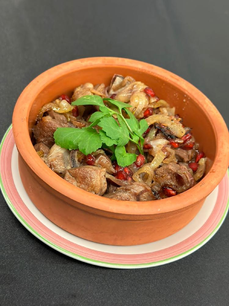 Quzu qovurması