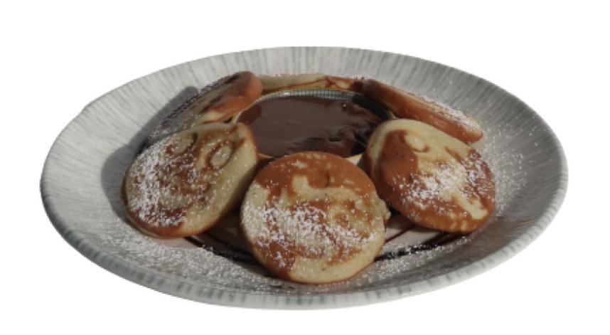 Şokolad siropu ilə pancake