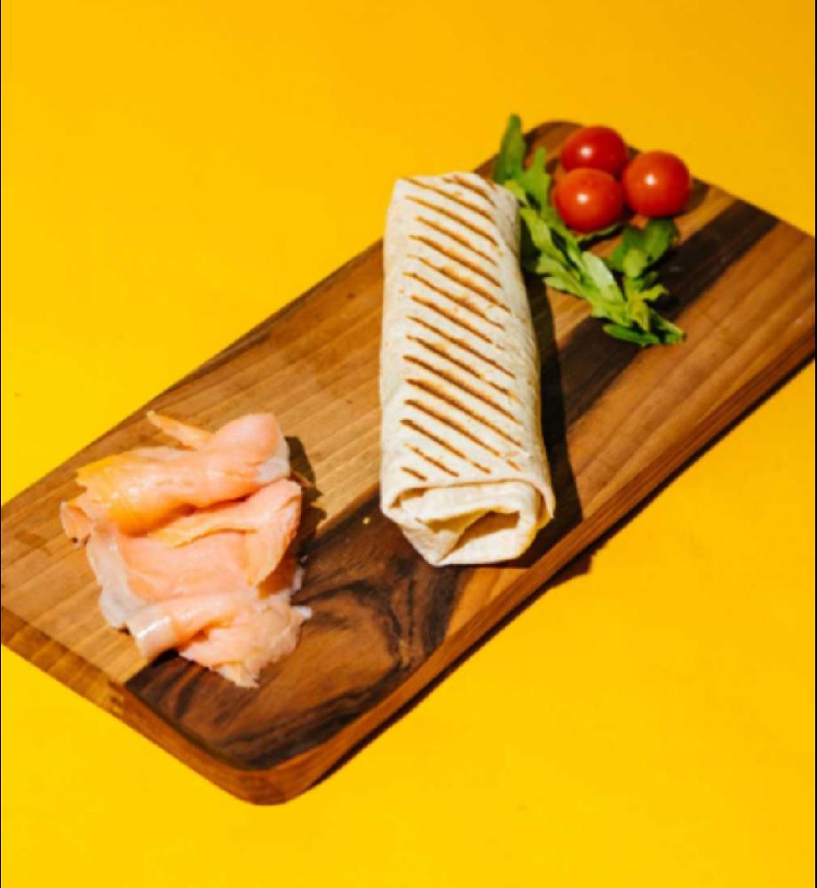 Salmon roll