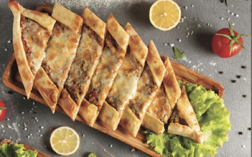 Qiyməli Qarışıq Pidə