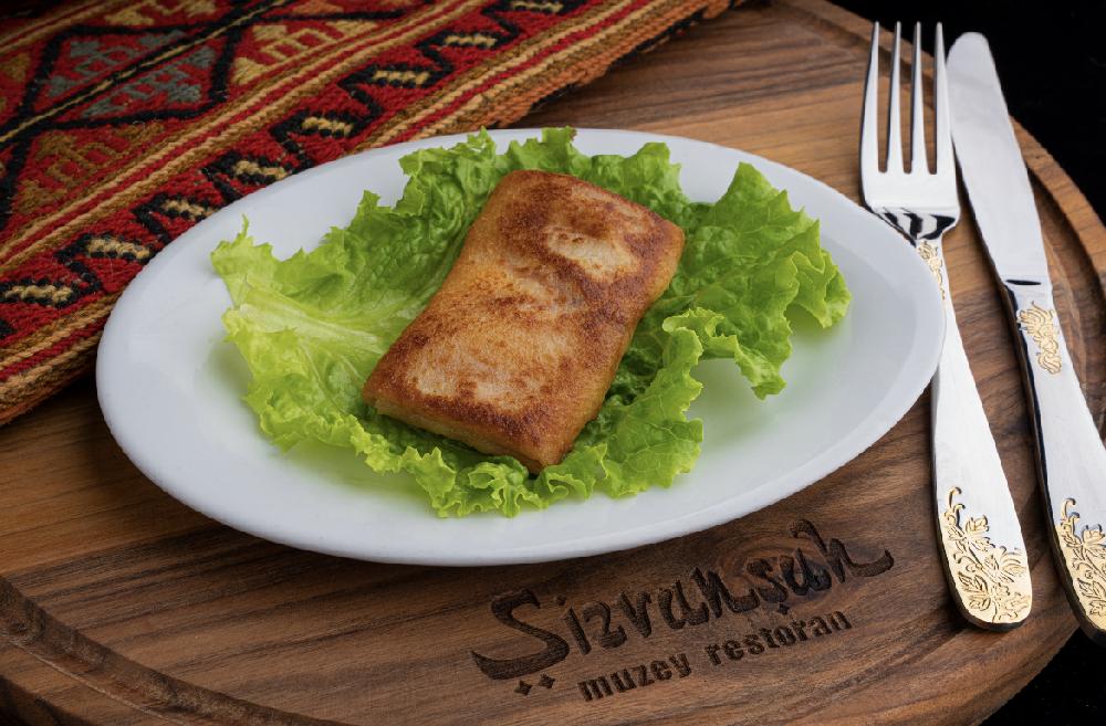 Blinçik (kəsmik ilə)