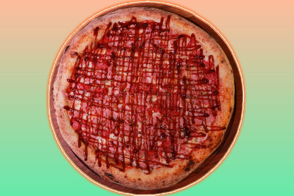 Barbecue pizza (BBQ souslu)