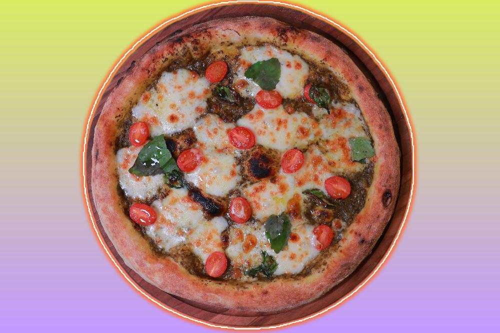 Pesto Genovese (Pesto souslu pizza)