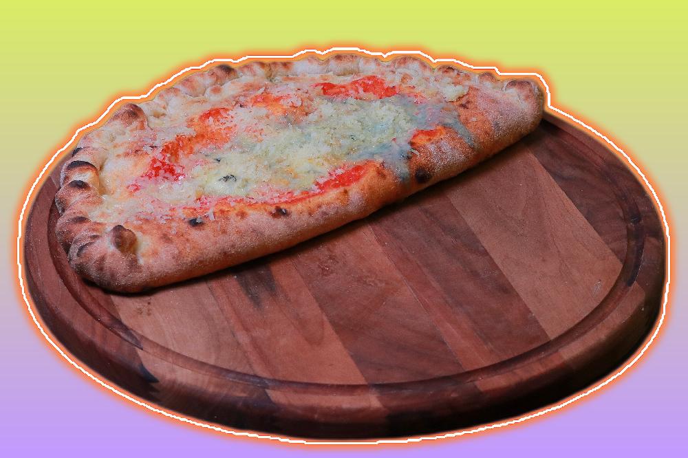 Quattro Formaggi Calzone