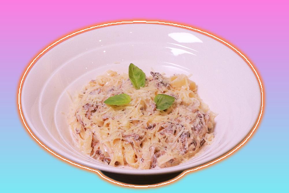 Tagliatelle All Funghi(göbələkli)