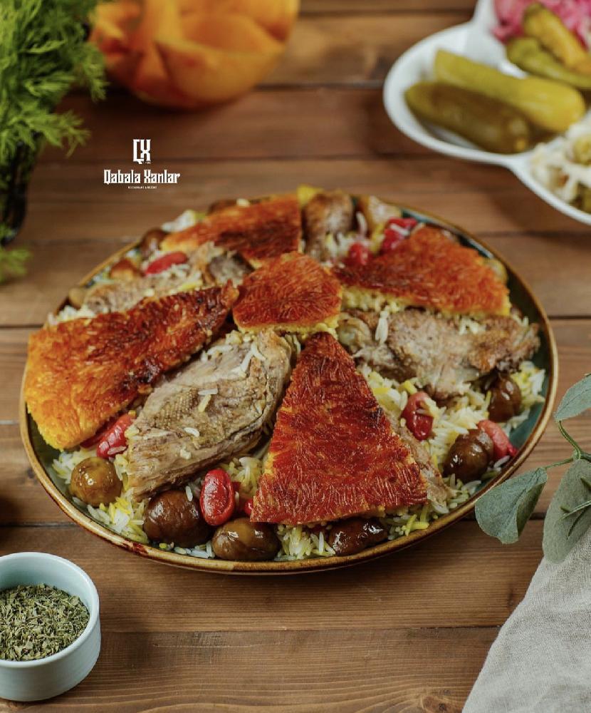 Qəbələ çolpa döşəmə plov  