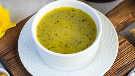 Toyuq şorbası