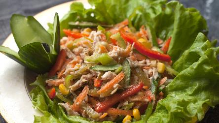 Salat Toyuq 