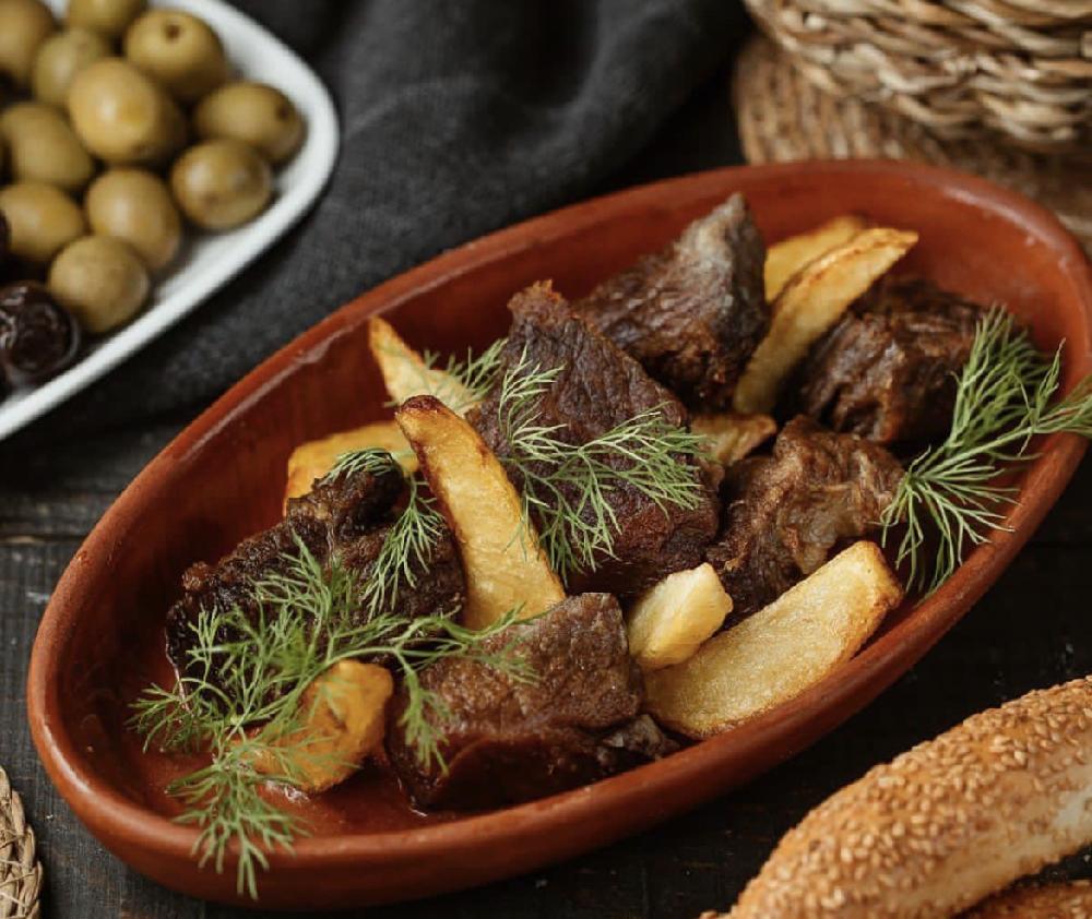 Naxçıvan qovurması kartofla 