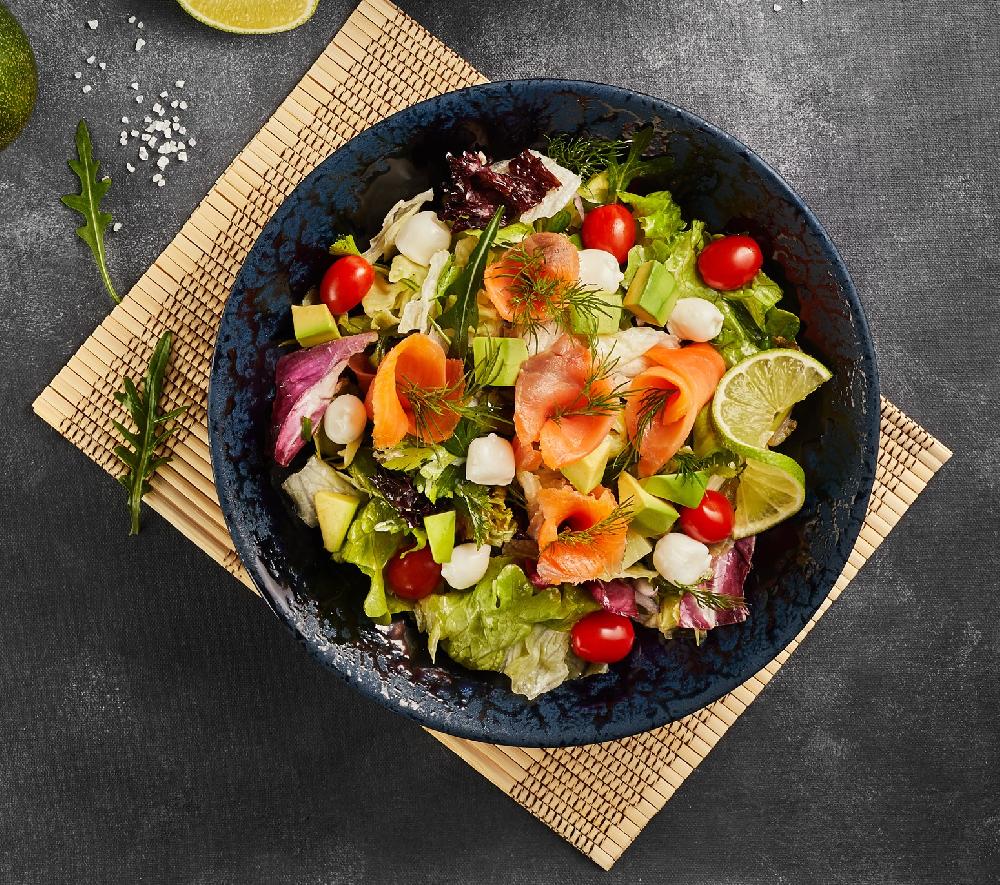 Hisə verilmiş Somon salatı