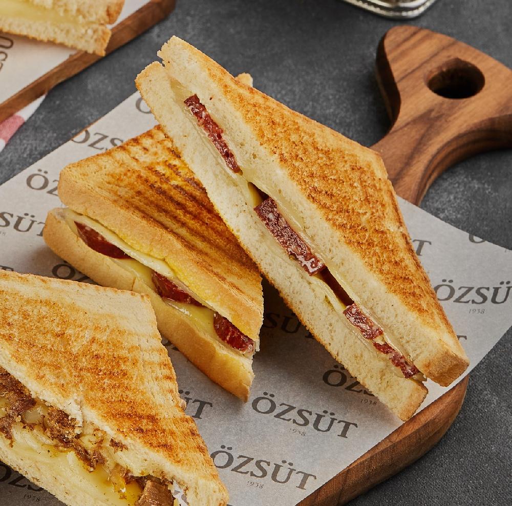 Sucuklu tost