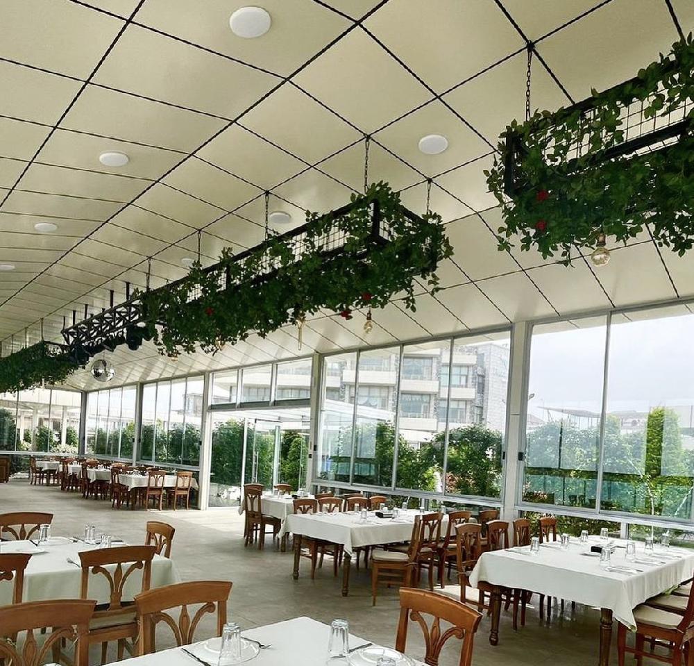 Interior view 2