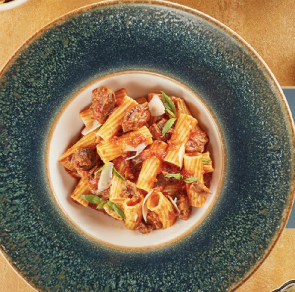 Rigatoni pasta 
