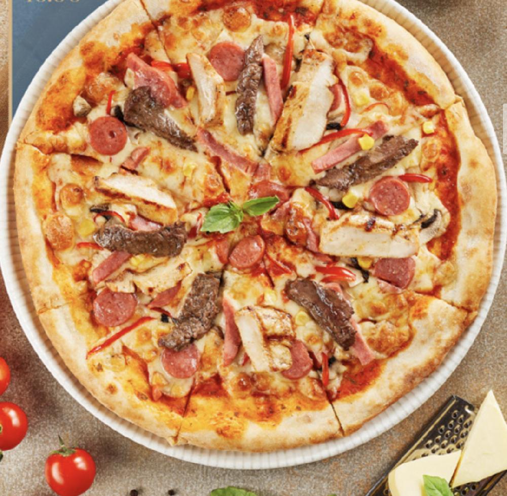 The Mood Miks Pizza