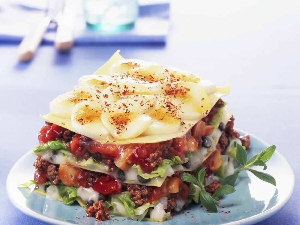 LASAGNE WITH GREEN SALAD