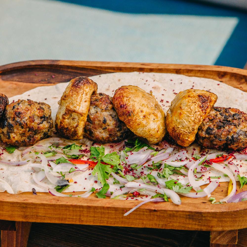 Göbələk Kabab