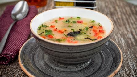 Toyuq şorbası