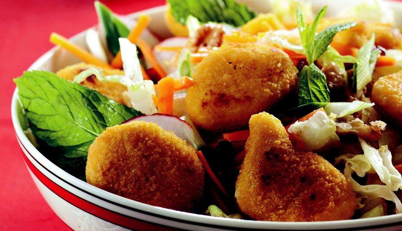 Naggets salatı