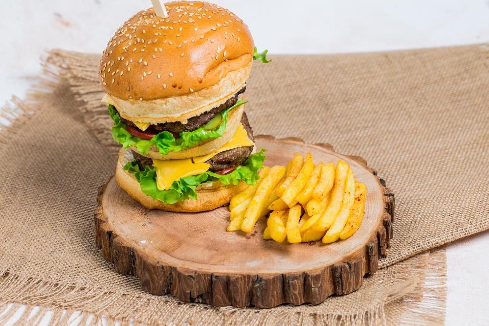 Double beef burger 