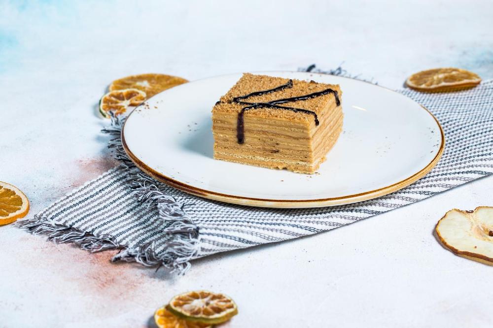 Honey cake
