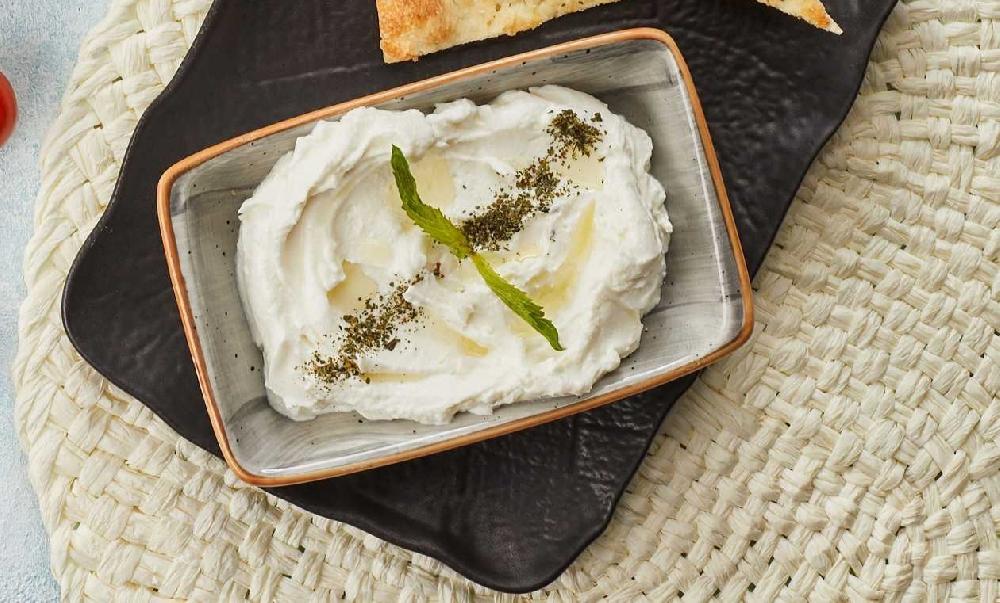 İspanaqlı süzmə