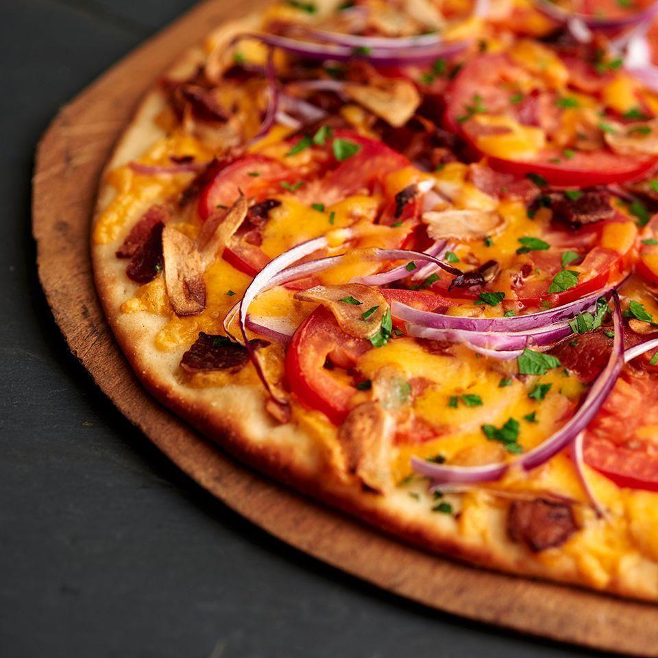 Bolanez pizza